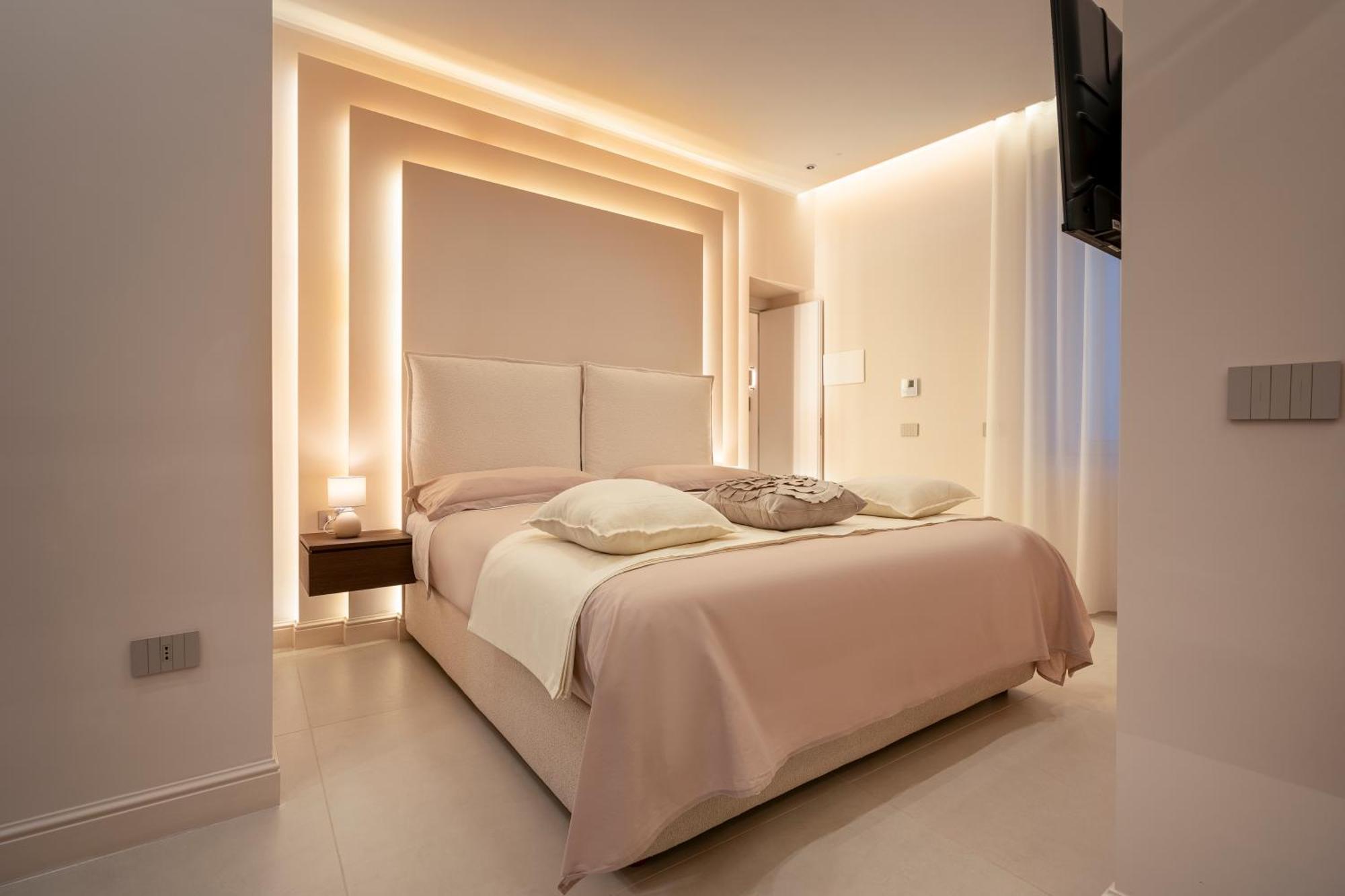 Halo Suite Неаполь Экстерьер фото