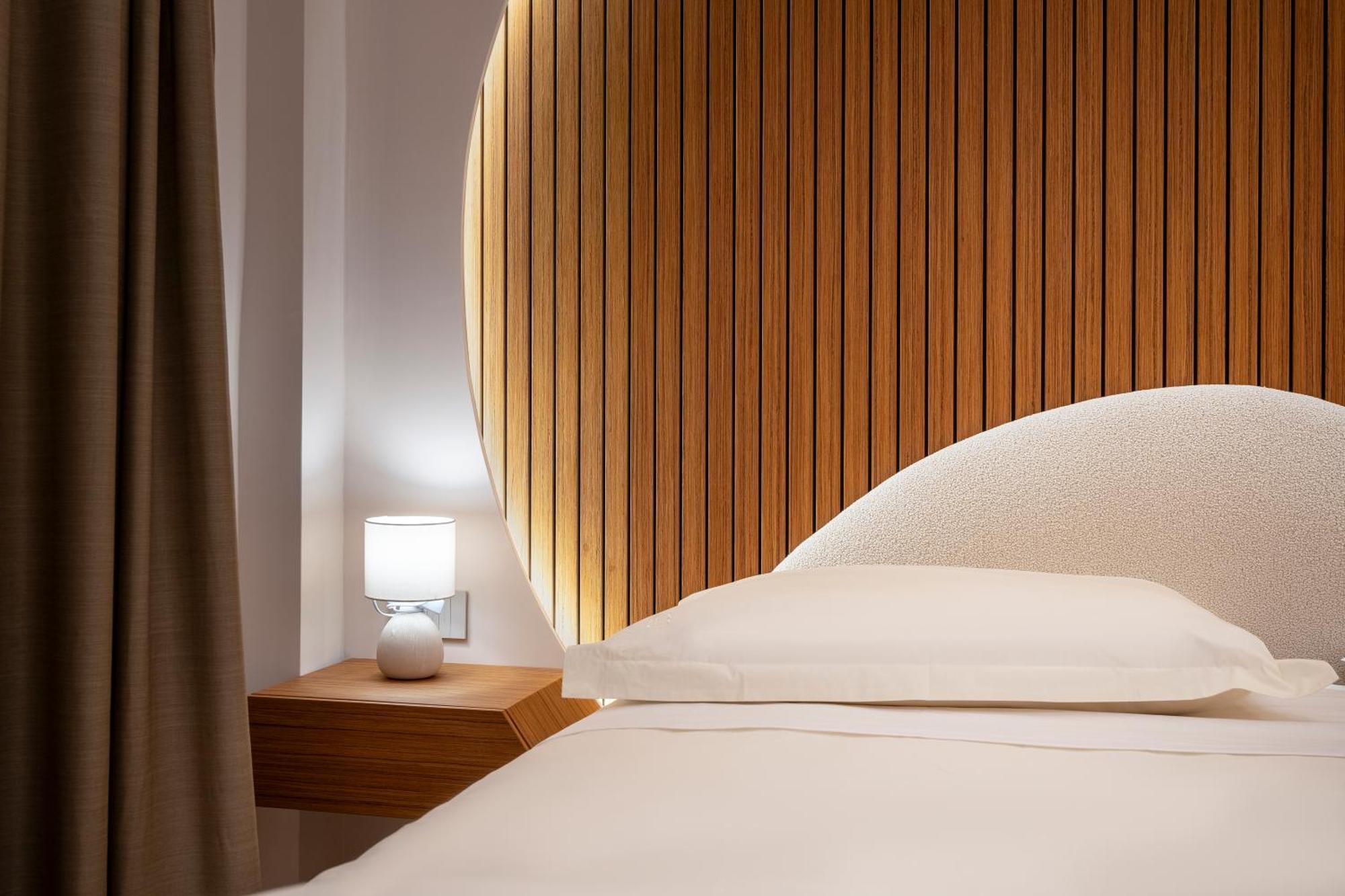 Halo Suite Неаполь Экстерьер фото