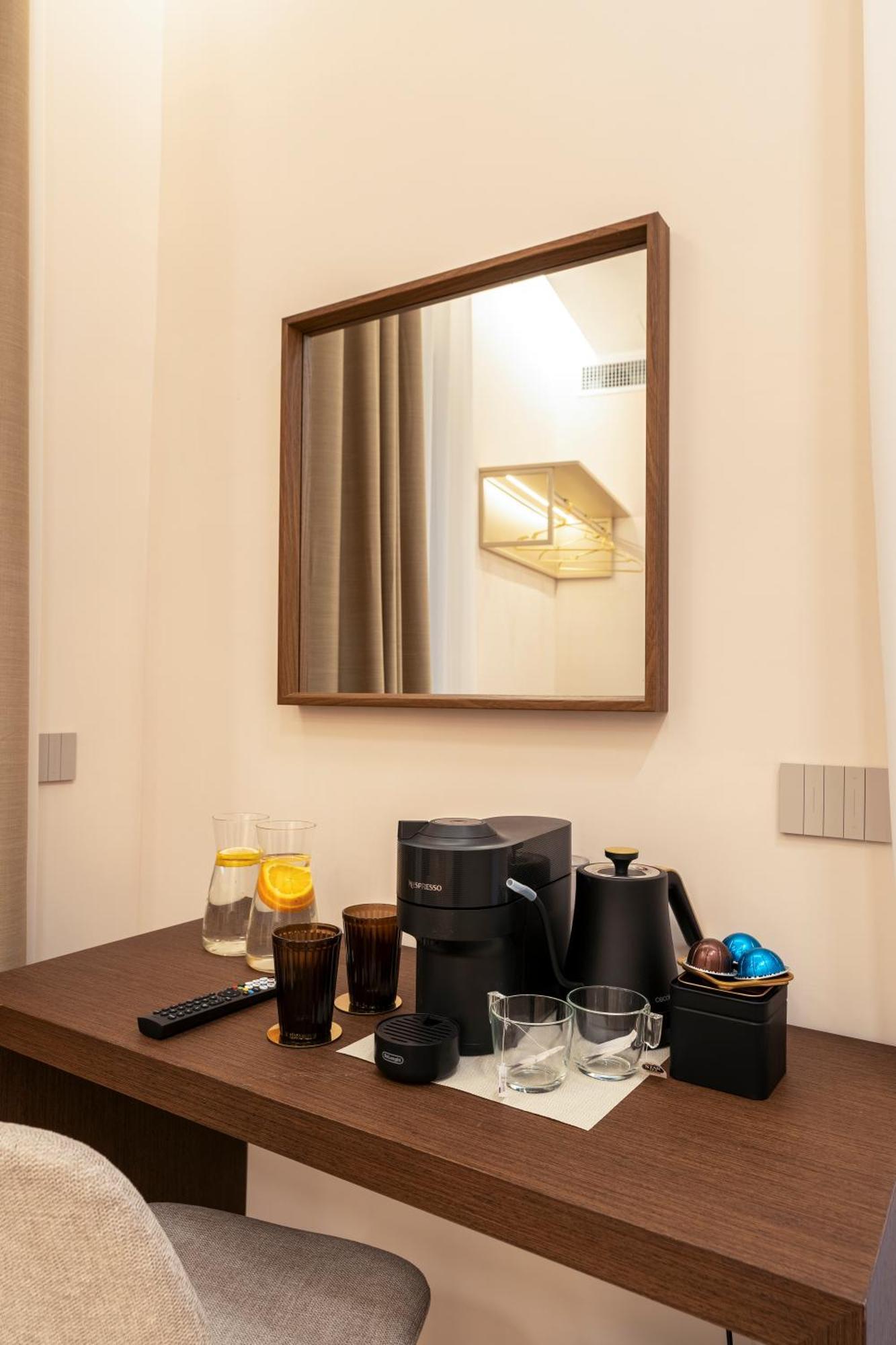 Halo Suite Неаполь Экстерьер фото